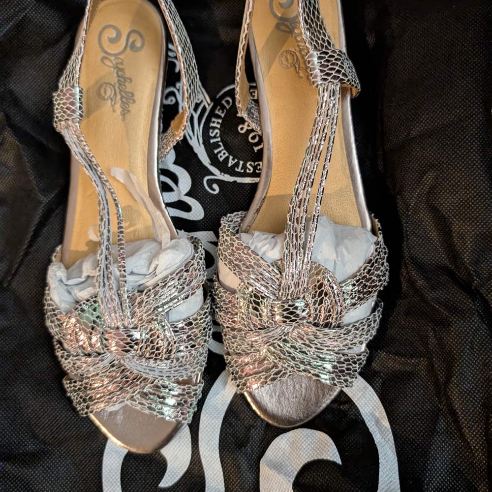 Seychelles Silver Strappy Sandals with Rhinestones
